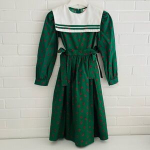 Girls Size 14 Classic Festive Christmas Dress With Tiny Red Bows And Yolk Collar